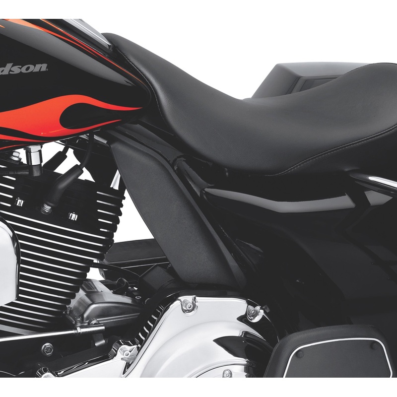 Harley Davidson 58002-09A Mid-Frame Air Deflector KIT,FRM,MID,AIR DEFLECTOR