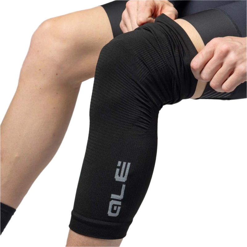 Ale Clothing Seamless Cycle Knee Warmers Black