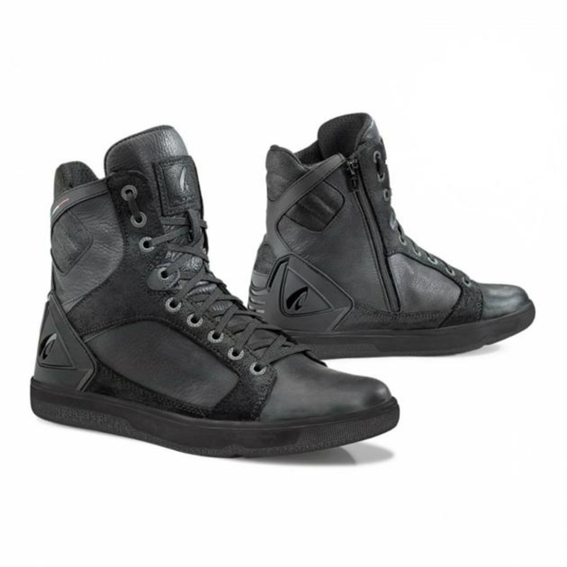 Forma Boots Hyper - Black