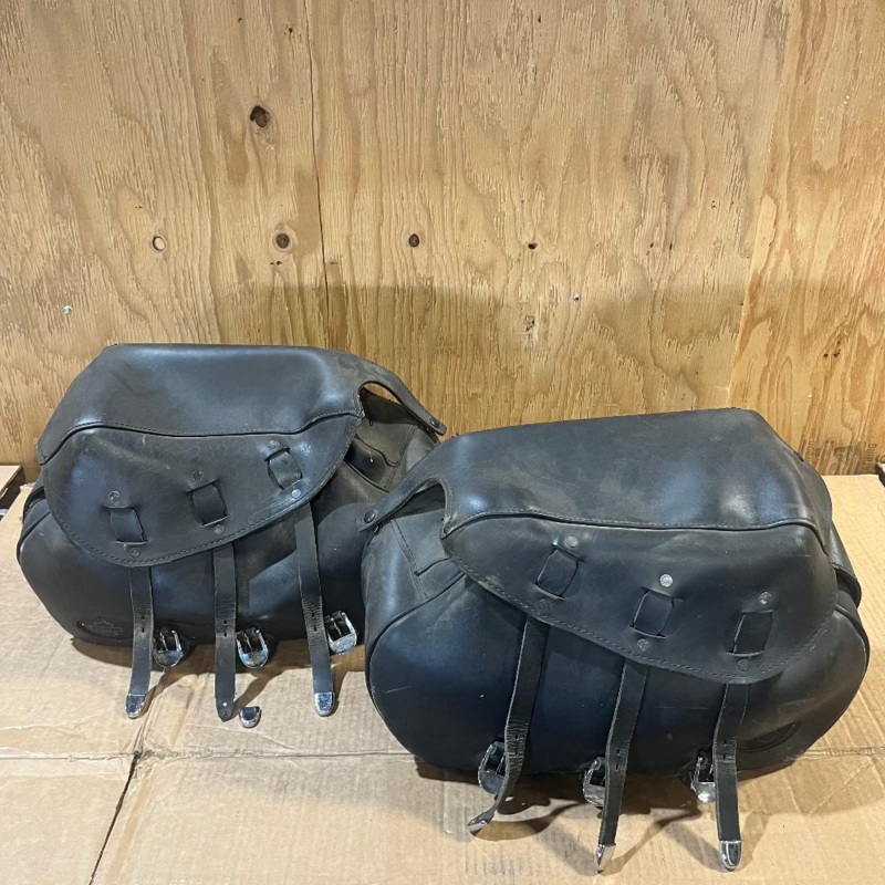 USED - Harley Saddlebags With Mounts 94-03 Sportster
