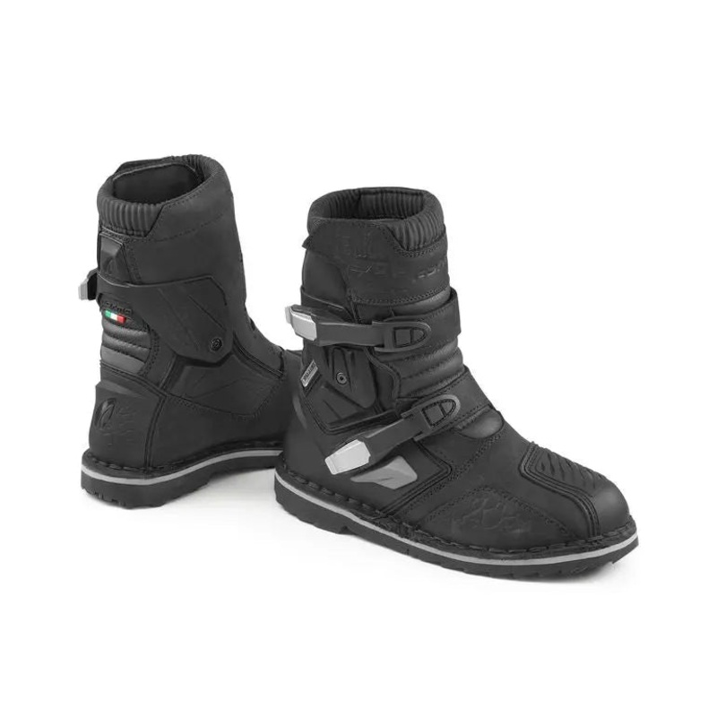 Forma Terra Evo Dry Low Adventure Boots Black